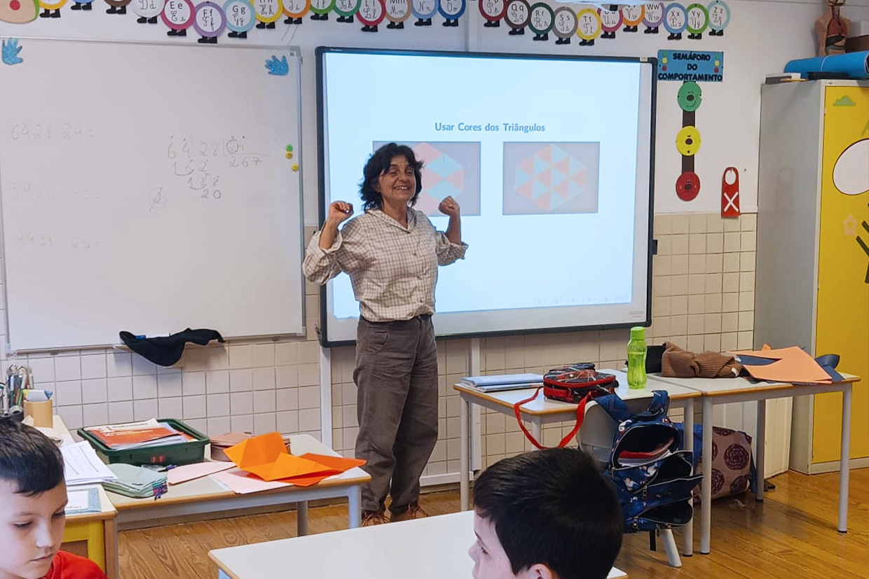 Cientista da FCUP regressou à escola para falar de geometria às crianças