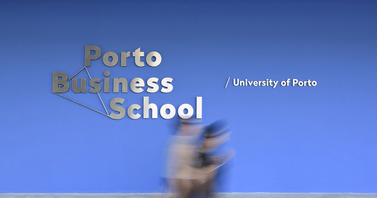 Porto Business School cresce entre as melhores escolas de negócios da Europa