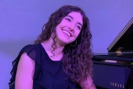 Leonor Mendes vem à Casa Comum liderar "viagem" pela história da música